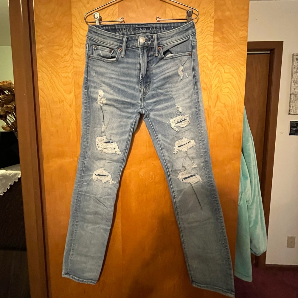 29x30 American Eagle Distressed Jeans